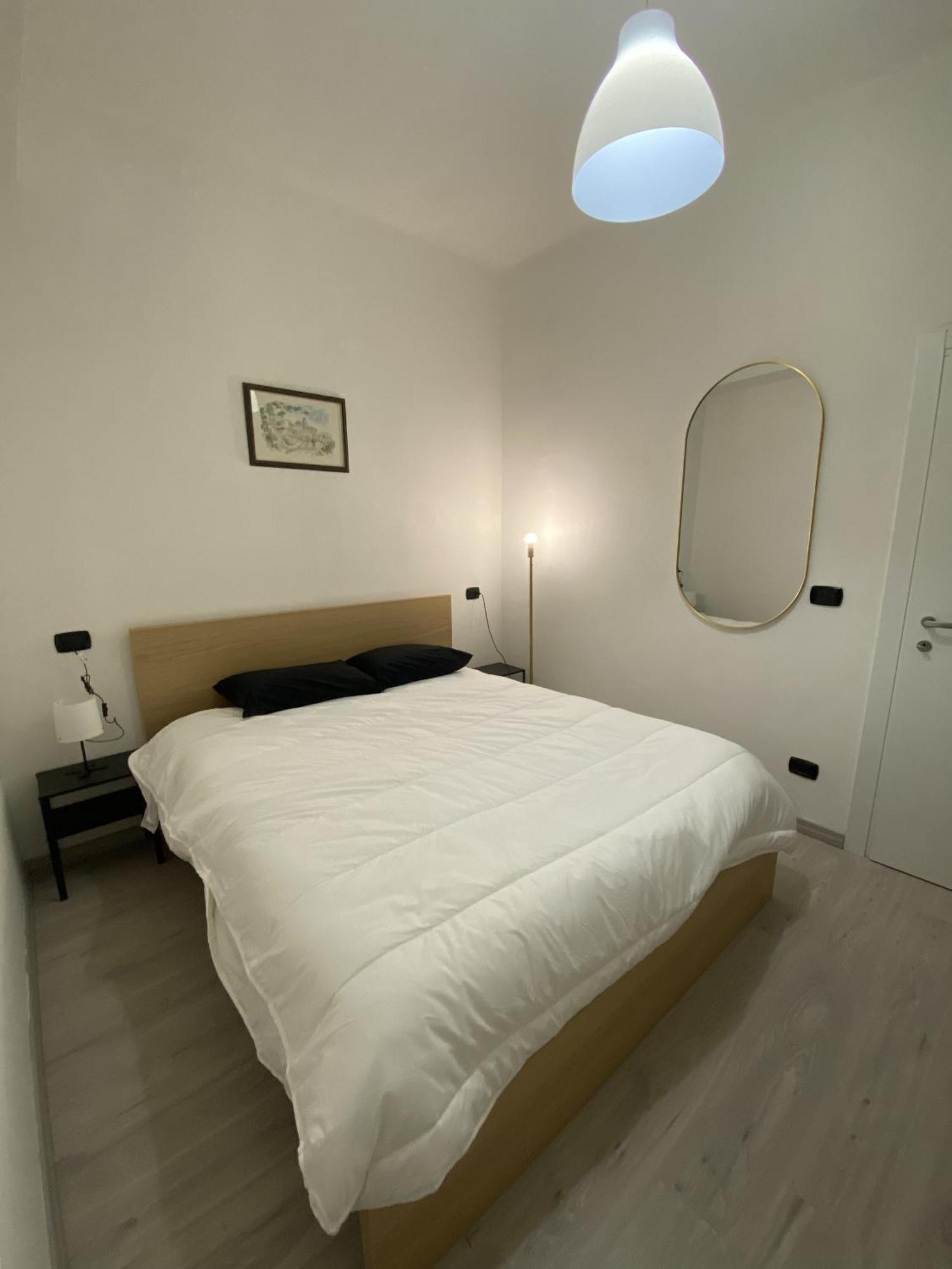 Lake Front Apartments, Lecco Kültér fotó